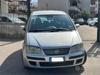 Usata Fiat Idea Active 69 CV (50 kW) 2005 Grigio Monovolume