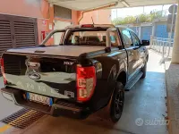 Usata Ford Ranger XLT 170 CV (125 kW) 2023 Nero Pick-up