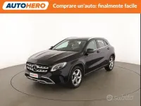 Käytetty Mercedes GLA200 136 HP (100 kW) 2017 Musta Katumaasturi