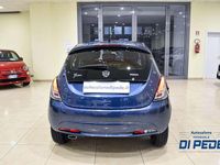 Usata Lancia Ypsilon Gold 69 CV (50 kW) 2022 Blu/azzurro Utilitaria