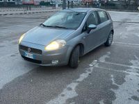 Usata Fiat Punto 75 CV (55 kW) 2007 Grigio Berlina