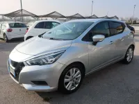 Usata Nissan Micra Acenta 101 CV (74 kW) 2021 Argento metallizzato Utilitaria
