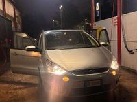 Begagnad Ford S-MAX Titanium 145 HK (106 kW) 2007 Silver Minibuss