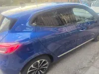 Begagnad Renault Clio V Techno 101 HK (74 kW) 2024 Blå Sedan