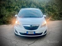 Usata Opel Meriva 95 CV (69 kW) 2011 Bianco Monovolume