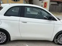 Używany Fiat 500e Red 69 kW (95 KM) 2025 Biały Hatchback