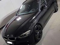 Usata BMW 318 Sport Line 143 CV (105 kW) 2013 Nero Station wagon