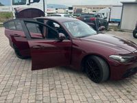 Usata Alfa Romeo Giulia 150 CV (110 kW) 2018 Rosso Berlina