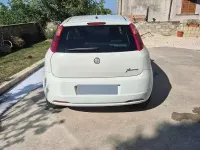 Usata Fiat Grande Punto 75 CV (55 kW) 2010 Bianco Utilitaria