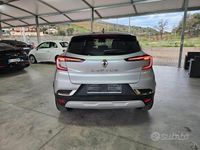 Usata Renault Captur Techno 91 CV (66 kW) 2024 Argento SUV