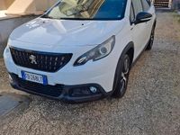 Usata Peugeot 2008 GT-line 120 CV (88 kW) 2016 Bianco SUV