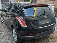 Usata Lancia Delta Gold 120 CV (88 kW) 2012 Utilitaria