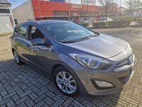 Usata Hyundai i30 110 CV (80 kW) 2014 Grigio Station wagon