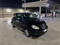 Usata Lancia Ypsilon 75 CV (55 kW) 2007 Nero Utilitaria