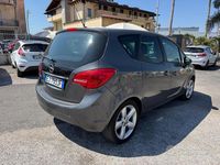 Usata Opel Meriva Cosmo 101 CV (74 kW) 2011 Grigio Monovolume
