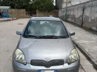 Second-hand Toyota Yaris 75 CP (55 kW) 2003 Gri Hatchback