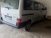Usata VW Caravelle 102 CV (75 kW) 2001 Grigio Monovolume
