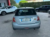 Usata Mini Cooper 95 CV (69 kW) 2007 Grigio Utilitaria