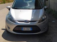 Usata Ford Fiesta 82 CV (60 kW) 2012 Berlina