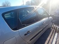 Usata Renault Scénic II 106 CV (77 kW) 2005 Grigio Monovolume