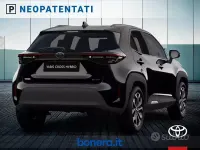 Nuova Toyota Yaris Cross Trend 130 CV (95 kW) 2026 Nero SUV