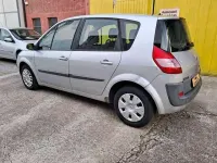 Usata Renault Scénic II 104 CV (76 kW) 2007 Grigio Monovolume