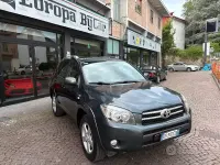 Usata Toyota RAV4 Luxury 177 CV (130 kW) 2008 Blu SUV