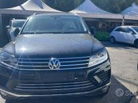 Usata VW Touareg 204 CV (150 kW) 2015 Nero SUV