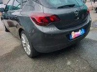 Usata Opel Astra 110 CV (80 kW) 2012 Grigio Berlina