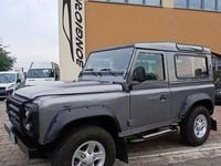 Usata Land Rover Defender 122 CV (89 kW) 2008 Vernice metallizzata SUV