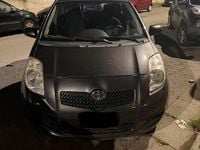 Usata Toyota Yaris 69 CV (50 kW) 2008 Grigio Utilitaria