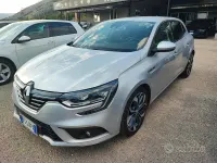 Usata Renault Mégane IV 110 CV (80 kW) 2018 Grigio Berlina