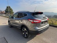 Usata Nissan Qashqai N-Connecta 110 CV (80 kW) 2017 Grigio SUV