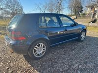 Usata VW Golf IV 110 CV (80 kW) 2001 Blu Utilitaria