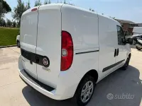 Usata Fiat Doblò S 105 CV (77 kW) 2023 Bianco Monovolume