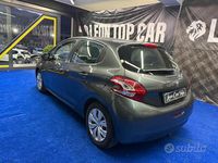 Usata Peugeot 208 95 CV (69 kW) 2015 Grigio Utilitaria