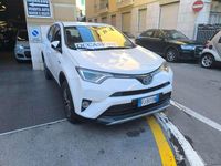 Usata Toyota RAV4 Hybrid Active 155 CV (114 kW) 2017 Bianco SUV