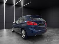 Usata BMW 218 Sport Line 150 CV (110 kW) 2014 Blu Station wagon