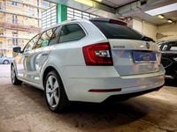 Usata Skoda Octavia G-TEC Style 131 CV (96 kW) 2019 Bianco Station wagon