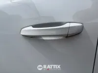 Usata Lancia Ypsilon 101 CV (74 kW) 2024 Bianco marmo Utilitaria