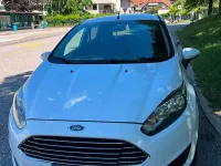 Usata Ford Fiesta 82 CV (60 kW) 2014 Bianco Utilitaria