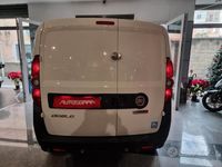 Usado Fiat Doblò Easy 95 HP (69 kW) 2021 Branco Monovolume