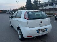 Usata Fiat Grande Punto 75 CV (55 kW) 2013 Bianco Utilitaria