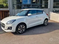 Usata Suzuki Swift 90 CV (66 kW) 2019 Bianco Utilitaria