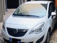 Usata Opel Meriva 75 CV (55 kW) 2011 Bianco Monovolume