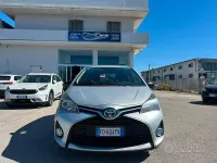 Usata Toyota Yaris Active 73 CV (53 kW) 2016 Grigio Utilitaria