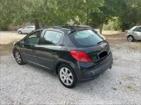 Usata Peugeot 207 90 CV (66 kW) 2007 Nero Berlina