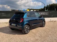 Usata Renault Twingo Intens 30 kW (42 CV) 2021 Blu Utilitaria