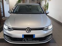 Usata VW Golf VIII Life 110 CV (80 kW) 2024 Argento Berlina