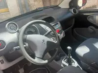 Usata Peugeot 107 68 CV (50 kW) 2007 Nero Utilitaria